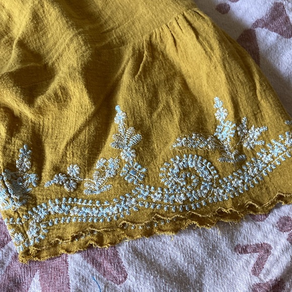 FP Embroidered crop top - Picture 17 of 17